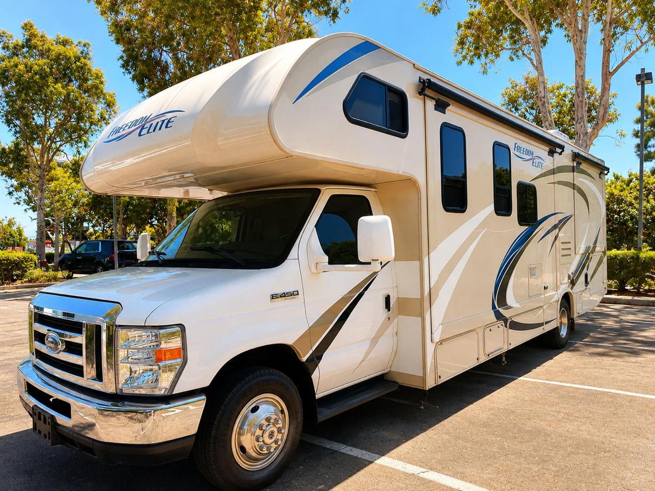 2018 Thor Motor Coach Freedom Elite 29FE